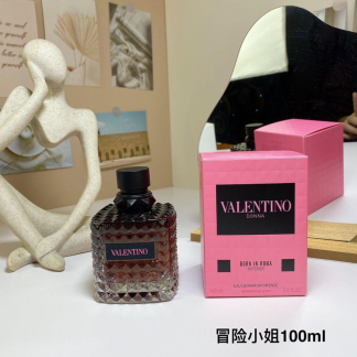Donna Born inRoma Eau deParfum Intense